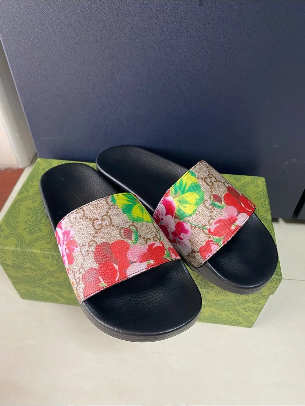 Designer Gucci Floral Monogram Slide Sandals - Black & Multicolor